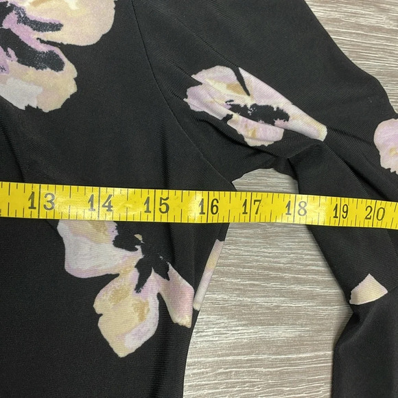 NWOT Tommy Hilfiger Floral Printed Jersey Bell Sleeve A-Line Dress 4 - Picture 11 of 16